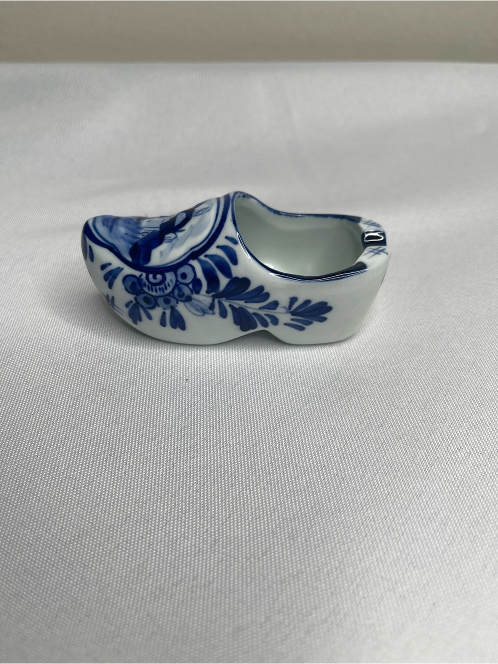 Vintage Delft Blue and White Ceramic Clog Decorative Shoe ashtray